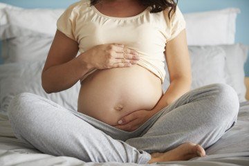 A vacina é extremamente segura para as gestantes: os anticorpos chegam até o feto pela placenta e conferem proteção ao recém-nascido  -  (crédito: Anna Bizon/Divulgação                  )