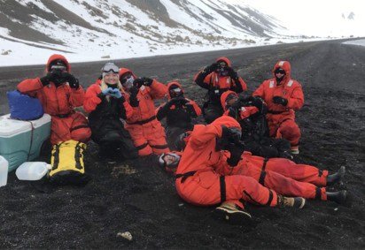 A descoberta liderada por Amanda Bendia, Ana Carolina Butarelli e Francielli Vilela Peres aborda o protagonismo da ciência brasileira na exploração de ambientes extremos e abre caminho para estudos sobre vida em outros planetas
 -  (crédito: Reprodução/Acervo Usp/Amanda Bendia)