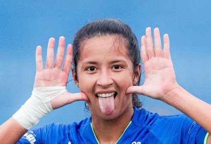 Gaby balançou a rede duas vezes na vitória por 2 x 1, contra o Pérolas Negras  -  (crédito: Divulga&ccedil;&atilde;o / Minas Bras&iacute;lia ) -Gaby balançou a rede duas vezes na vitória por 2 x 1, contra o Pérolas Negras  -  (crédito: Divulga&ccedil;&atilde;o / Minas Bras&iacute;lia )