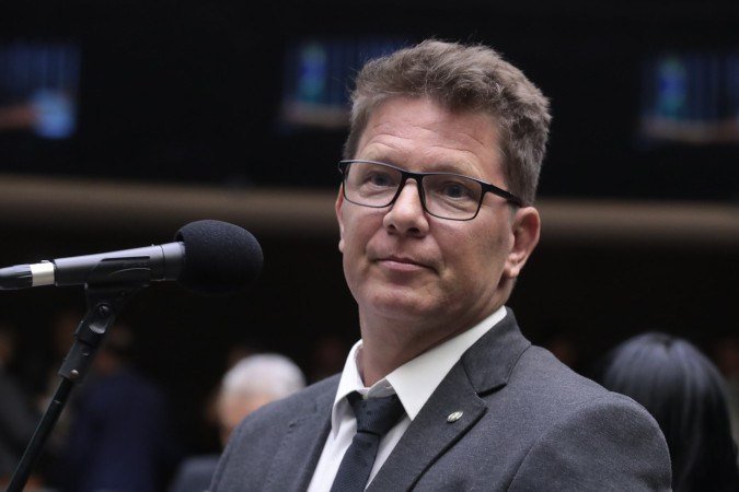 Oficial de Justiça não encontrou Frias em endereço informado pela Câmara, nem em seu gabinete - (crédito: Bruno Spada/Câmara dos Deputados) Oficial de Justiça não encontrou Frias em endereço informado pela Câmara, nem em seu gabinete - (crédito: Bruno Spada/Câmara dos Deputados)