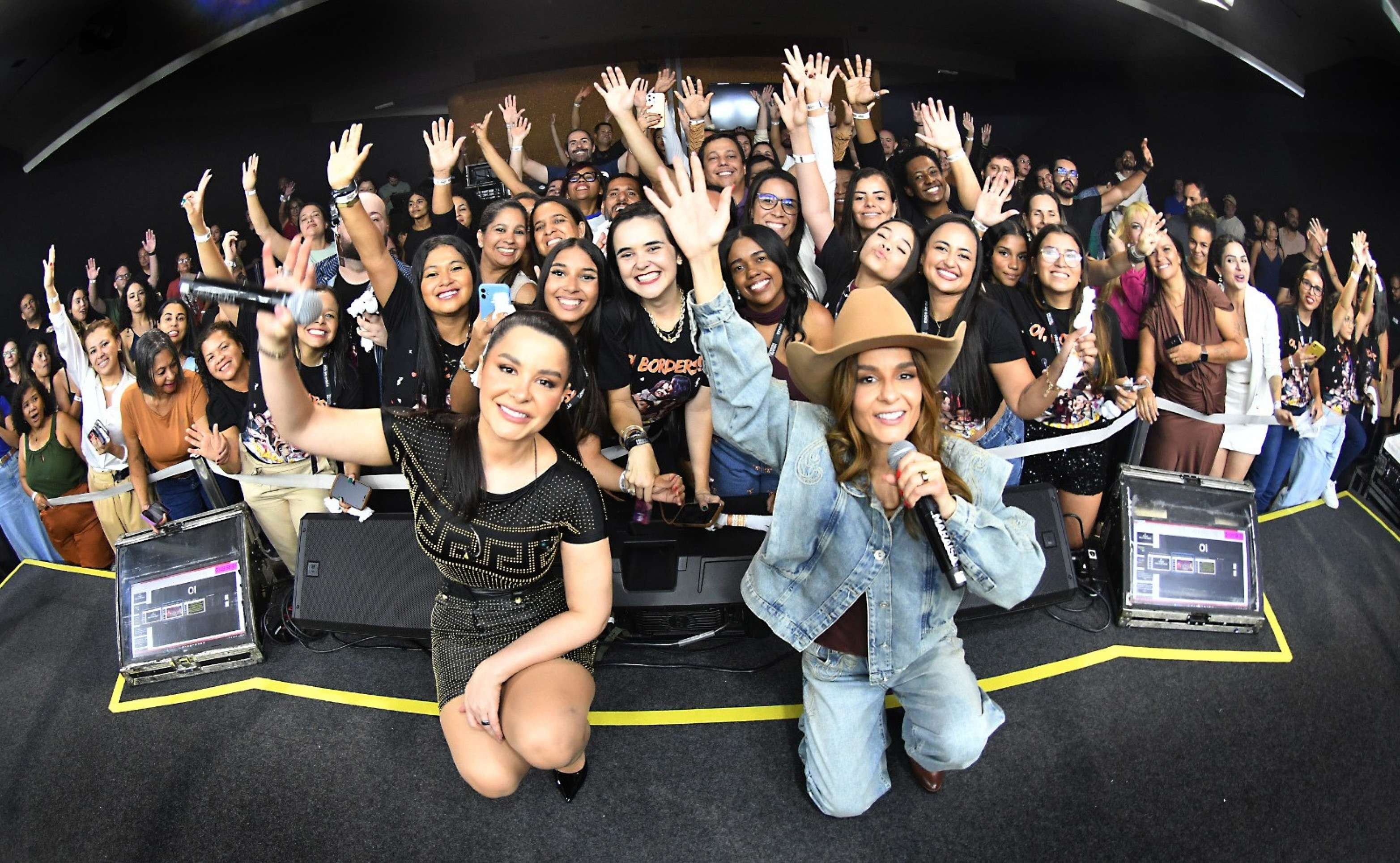 Maiara e Maraísa agitam público no Encontro Marcado, da Clube FM