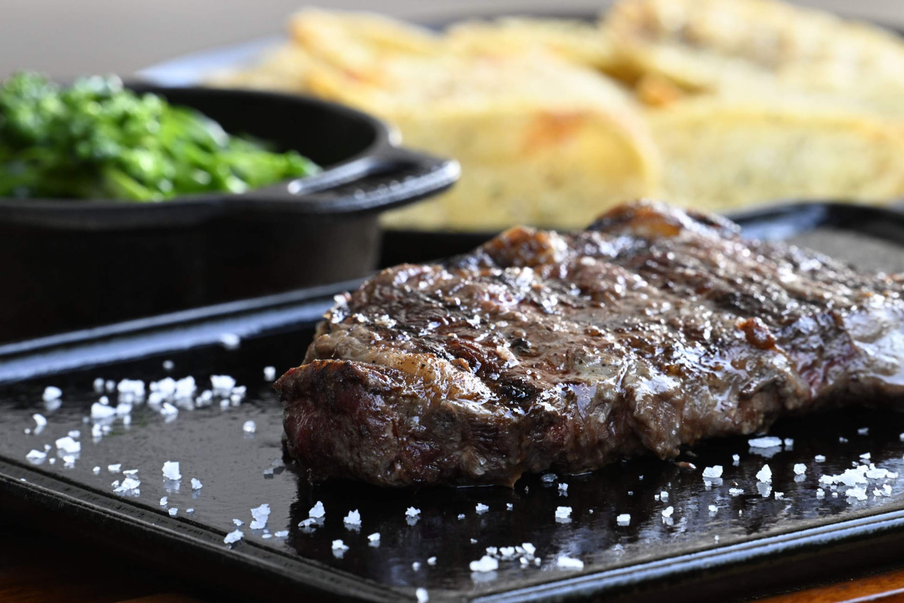 Nobreza da carne conquista chefs e brasilienses com pratos simples ou elaborados