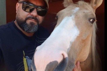 Para o veterinário Juliano Veiga de Oliveira, a arma daria uma segurança maior para quem sabe usá-la -  (crédito: Acervo Pessoal )