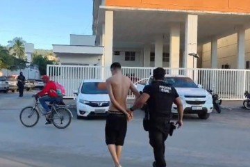 Operação mira grupo suspeito de extorquir casais após contato em site de acompanhantes -  (crédito: PCDF/Divulgação)