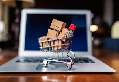 Com mais opções disponíveis, o consumidor passa a pesar não só preço, mas também a agilidade e a eficiência do serviço (Imagem: aerogondo2 | Shutterstock) -  (crédito: EdiCase) -Com mais opções disponíveis, o consumidor passa a pesar não só preço, mas também a agilidade e a eficiência do serviço (Imagem: aerogondo2 | Shutterstock) -  (crédito: EdiCase)