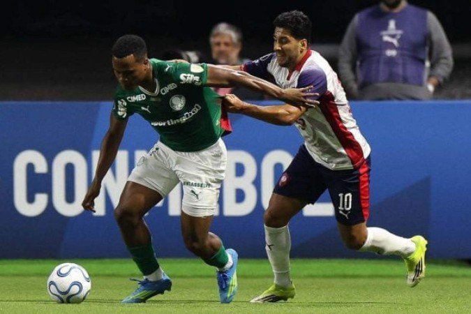 Palmeiras não fez valer o mando de campo e deixou o gramado sob vaias - (crédito: Cesar Greco/Palmeiras) Palmeiras não fez valer o mando de campo e deixou o gramado sob vaias - (crédito: Cesar Greco/Palmeiras)