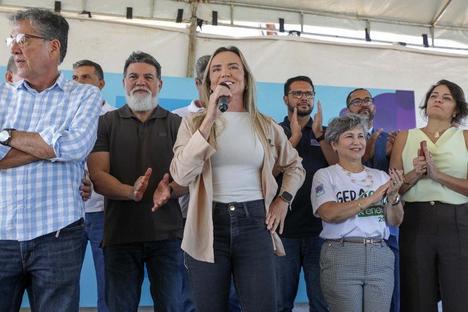 A governadora do DF, Celina Leão (PP), durante agenda no Recanto das Emas - (crédito: Matheus Borges/ Agência Brasília) A governadora do DF, Celina Leão (PP), durante agenda no Recanto das Emas - (crédito: Matheus Borges/ Agência Brasília)
