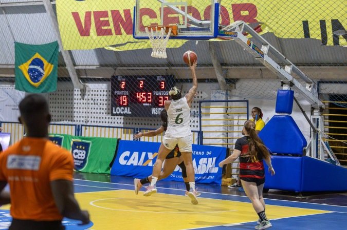 Cerrado foi intenso do início ao fim da partida e venceu com placar elástico - (crédito: Marcela Uchoa) Cerrado foi intenso do início ao fim da partida e venceu com placar elástico - (crédito: Marcela Uchoa)