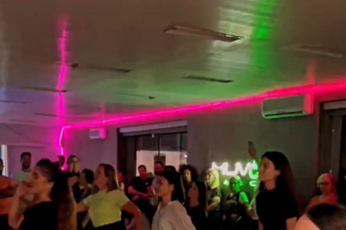 Na Muvon Dance existem vários estilos de dança