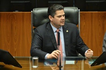 'Peço a compreensão. Peço desculpa a Vossas Excelências por não atender a demanda solicitada por mais 11 congressistas', disse Alcolumbre - (crédito: Saulo Cruz/Agência Senado) 'Peço a compreensão. Peço desculpa a Vossas Excelências por não atender a demanda solicitada por mais 11 congressistas', disse Alcolumbre - (crédito: Saulo Cruz/Agência Senado)