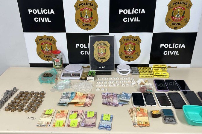 Itens apreendidos durante operação - (crédito: PCDF/Divulgação) Itens apreendidos durante operação - (crédito: PCDF/Divulgação)