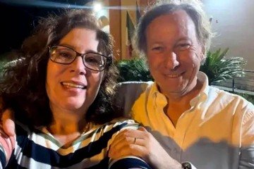  Carla Zambelli e o advogado Pieremilio Sammarco gravam vídeos após a libertação da ex-parlamentar -  (crédito:  Reprodução/Instagram)