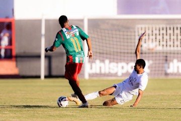 Gato Preto busca vitória longe do DF para voltar a ocupar a zona de classficação para os mata-matas da Série D - (crédito: Renan Pariz / Ceilândia ) Gato Preto busca vitória longe do DF para voltar a ocupar a zona de classficação para os mata-matas da Série D - (crédito: Renan Pariz / Ceilândia )