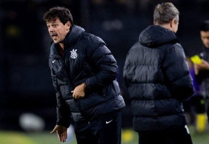 Não oferecemos chances para o Peñarol