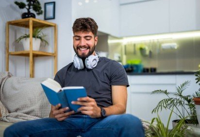 Viagens intensas, dilemas humanos e confrontos inesquecíveis marcam essas leituras repletas de imaginação (Imagem: adriaticfoto | Shutterstock) -  (crédito: EdiCase) -Viagens intensas, dilemas humanos e confrontos inesquecíveis marcam essas leituras repletas de imaginação (Imagem: adriaticfoto | Shutterstock) -  (crédito: EdiCase)