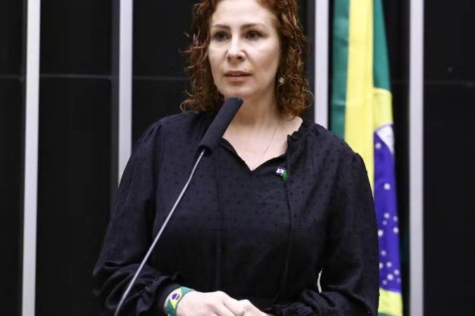 Carla Zambelli deixa prisão na Itália e comemora em vídeo... - (crédito: Vinicius Loures/Camara dos Deputados) Carla Zambelli deixa prisão na Itália e comemora em vídeo... - (crédito: Vinicius Loures/Camara dos Deputados)