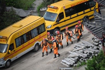 Explosão em mina de carvão deixa ao menos 90 mortos na China e leva governo a endurecer fiscalização no setor -  (crédito: CNS / CNS / AFP)