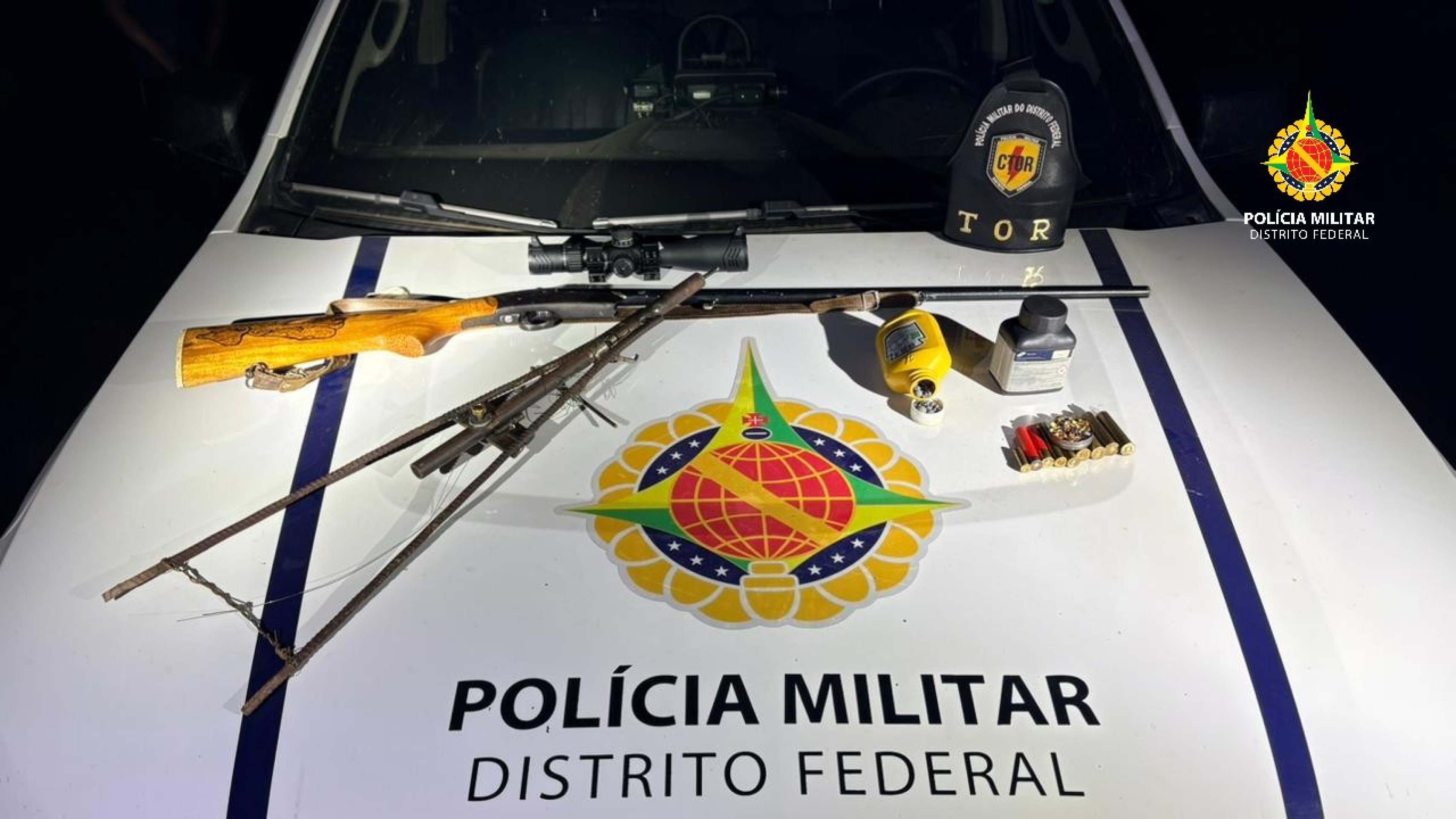 Dois homens são presos em Planaltina por porte ilegal de armas