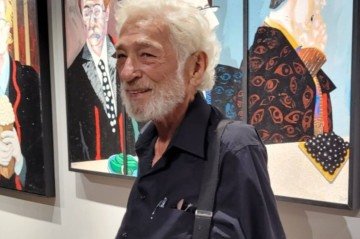  Artista plástico Paulo Andrade na exposição Do golpe ao golpe, que reúne 22 de suas obras -  (crédito: Acervo pessoal)