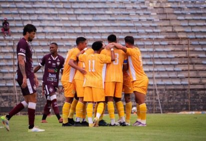 Brasiliense vence Inhumas em casa, soma pontos, mas segue fora da zona de classificação para a próxima fase da Série D -  (crédito: Diller Abreu / FFDF) -Brasiliense vence Inhumas em casa, soma pontos, mas segue fora da zona de classificação para a próxima fase da Série D -  (crédito: Diller Abreu / FFDF)