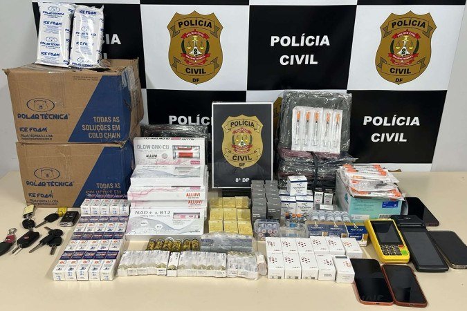 A carga tinha como destino o estado de Minas Gerais; cinco pessoas foram presas - (crédito: Divulgação/ PCDF) A carga tinha como destino o estado de Minas Gerais; cinco pessoas foram presas - (crédito: Divulgação/ PCDF)