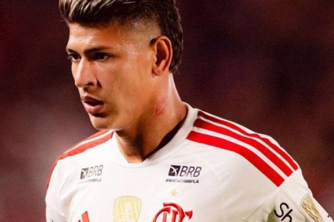 Carrascal em ação pelo Flamengo na Libertadores - (crédito: Foto: Adriano Fontes/Flamengo) Carrascal em ação pelo Flamengo na Libertadores - (crédito: Foto: Adriano Fontes/Flamengo)