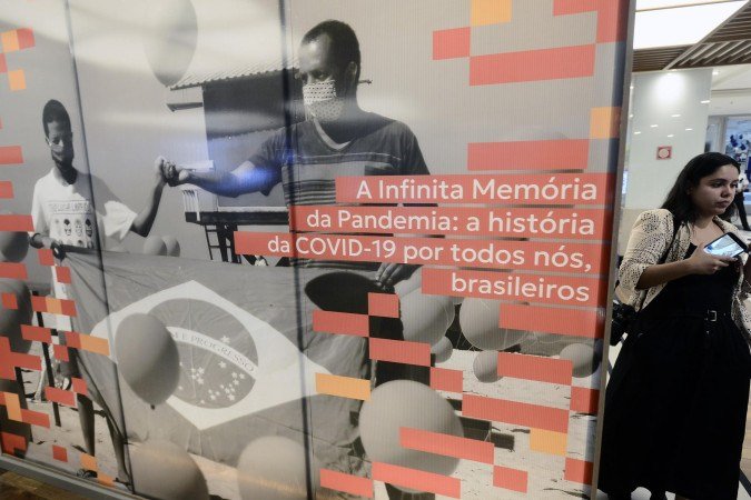 Exposição em memória das vítimas da covid-19 aberta no shopping Conjunto Nacional - (crédito: Minervino Júnior/CB) Exposição em memória das vítimas da covid-19 aberta no shopping Conjunto Nacional - (crédito: Minervino Júnior/CB)
