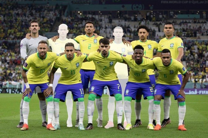 O legado de Tite: dos 11 titulares na estreia contra a Sérvia na Copa de 2022, nove vão se apresentar ao técnico Carlo Ancelotti nesta quarta-feira, na Granja Comary, em Teresópolis. Apenas Richarlison e Thiago Silva não foram convocados pelo italiano - (crédito: Seleção2) O legado de Tite: dos 11 titulares na estreia contra a Sérvia na Copa de 2022, nove vão se apresentar ao técnico Carlo Ancelotti nesta quarta-feira, na Granja Comary, em Teresópolis. Apenas Richarlison e Thiago Silva não foram convocados pelo italiano - (crédito: Seleção2)