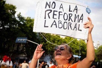 Expectativa é que o texto que prevê o fim da escala de trabalho 6x1 avance ainda nesta semana no plenário da Câmara e siga depois para o Senado -  (crédito: Reuters)