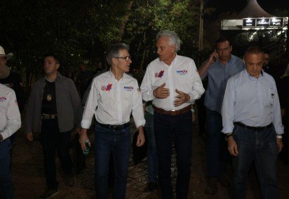 Zema e Caiado veem oportunidade com desgaste de Flávio no caso Master -  (crédito: Gil Leonardi/Governo de MG) -Zema e Caiado veem oportunidade com desgaste de Flávio no caso Master -  (crédito: Gil Leonardi/Governo de MG)