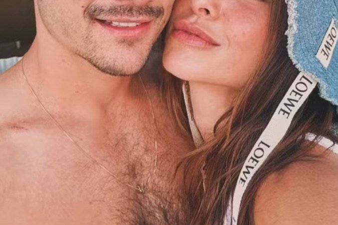 Casal famoso da Globo abre intimidade e revela lugar inusitado onde faz amor - (crédito: Reprodução/Instagram) Casal famoso da Globo abre intimidade e revela lugar inusitado onde faz amor - (crédito: Reprodução/Instagram)