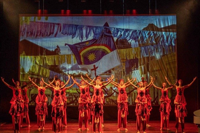 Musical Capiba, pelas ruas eu vou, no Teatro Poupex