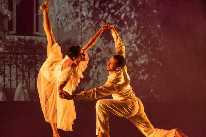 Musical Capiba, pelas ruas eu vou, no Teatro Poupex