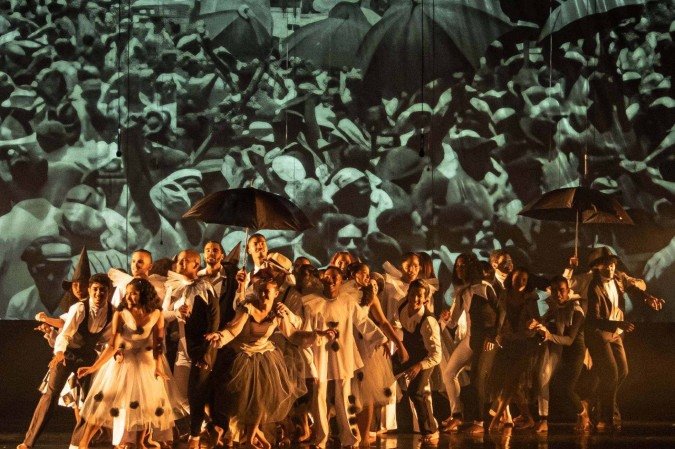 Musical Capiba, pelas ruas eu vou, no Teatro Poupex