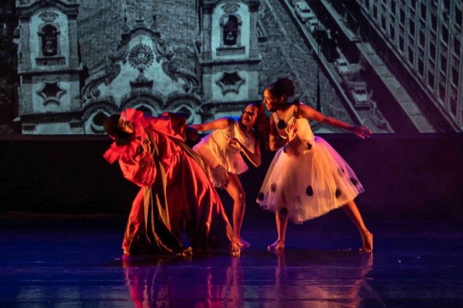 Musical Capiba, pelas ruas eu vou, no Teatro Poupex