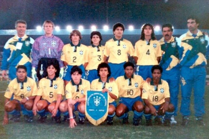 A Seleção Brasileira Feminina que disputou a primeira Copa do Mundo da Fifa, em 1991 - (crédito: CBF/Divulgação) A Seleção Brasileira Feminina que disputou a primeira Copa do Mundo da Fifa, em 1991 - (crédito: CBF/Divulgação)
