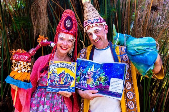 Anna Göbel e Chico Simões lançam a obra Anna Göbel e Chico Simões lançam a obra