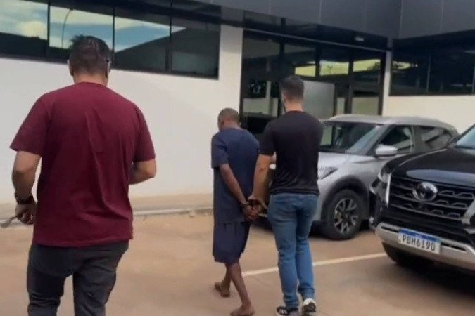 Homem foi preso nesta quarta-feira (27/5) - (crédito: PCDF/Divulgação) Homem foi preso nesta quarta-feira (27/5) - (crédito: PCDF/Divulgação)