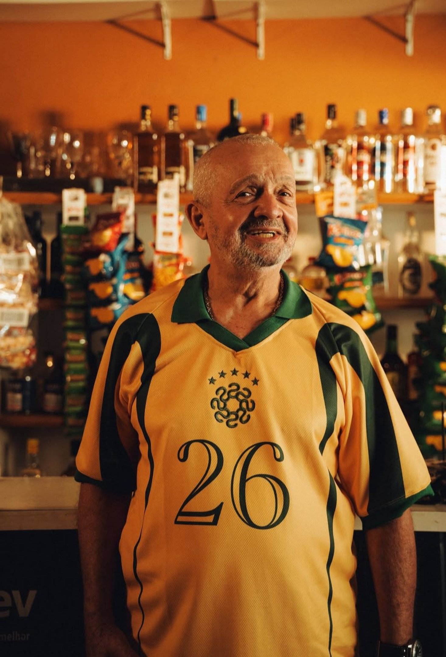 A Misfits procurou criar uma blusa para a copa que valorizasse a cultura brasileira no geral, n&atilde;o apenas o futebol como um esporte 