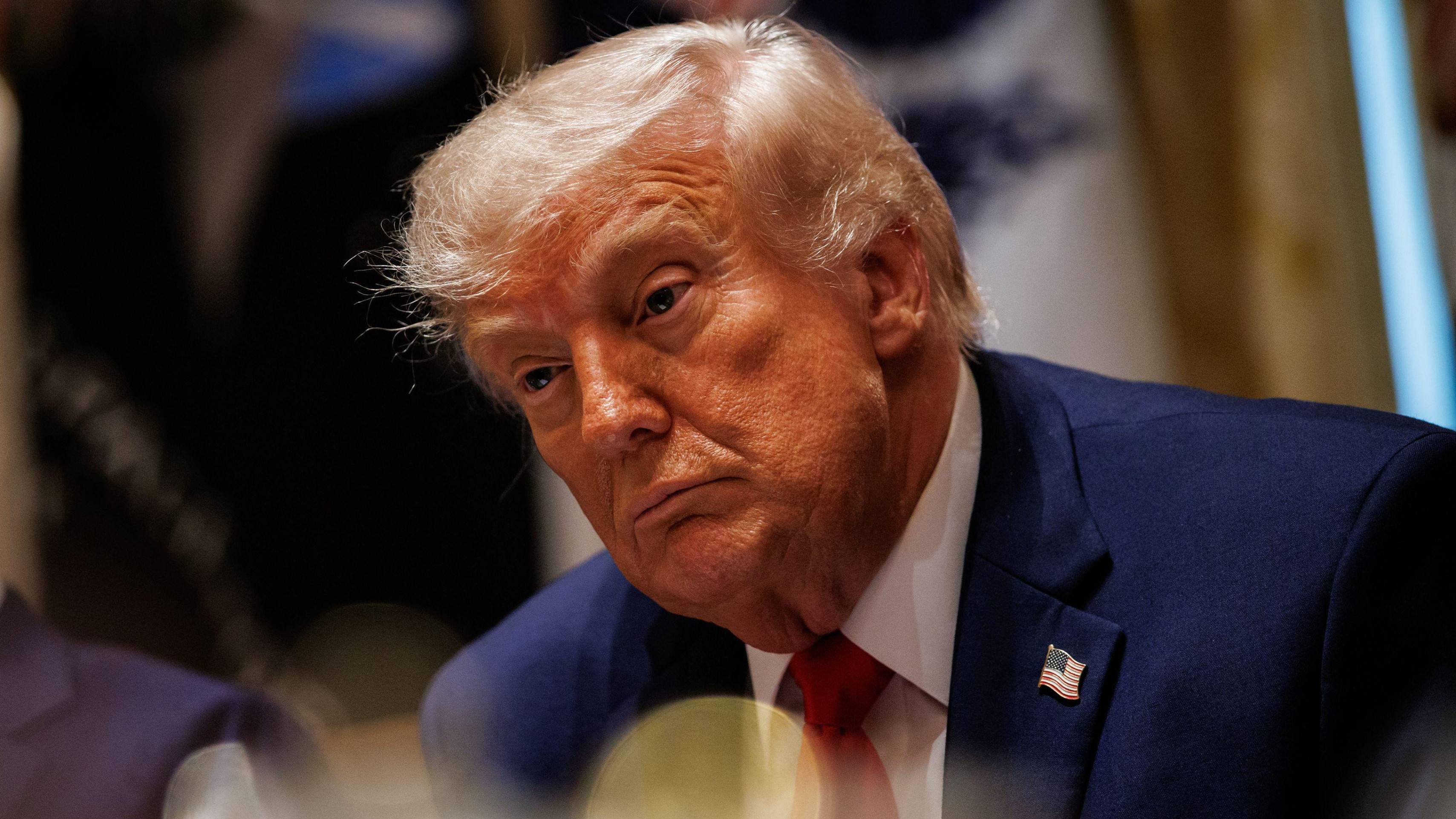 O que acontece se Trump declarar PCC e CV terroristas, como quer Flávio Bolsonaro?