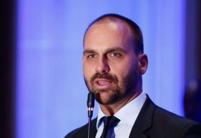 O ex-deputado federal Eduardo Bolsonaro sugeriu negocia&ccedil;&atilde;o do Brasil com os EUA -  (crédito: Alan Santos/PR)