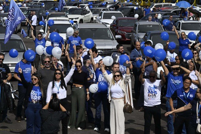 Carreata pelo BRB reuniu servidores, acionistas e a popula&ccedil;&atilde;o do DF