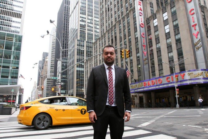 Ex-governador Cláudio Castro em Nova York, em 2022
- (crédito: Divulgação/Governo do RJ) Ex-governador Cláudio Castro em Nova York, em 2022
- (crédito: Divulgação/Governo do RJ)