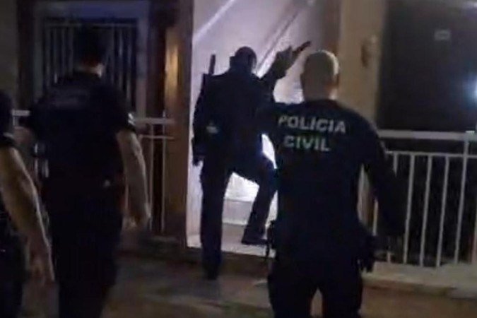 De acordo com a corporação, além das mensagens no perfil profissional, a investigada teria feito ataques relacionados à vida pessoal do casal - (crédito: Material cedido ao Correio) De acordo com a corporação, além das mensagens no perfil profissional, a investigada teria feito ataques relacionados à vida pessoal do casal - (crédito: Material cedido ao Correio)