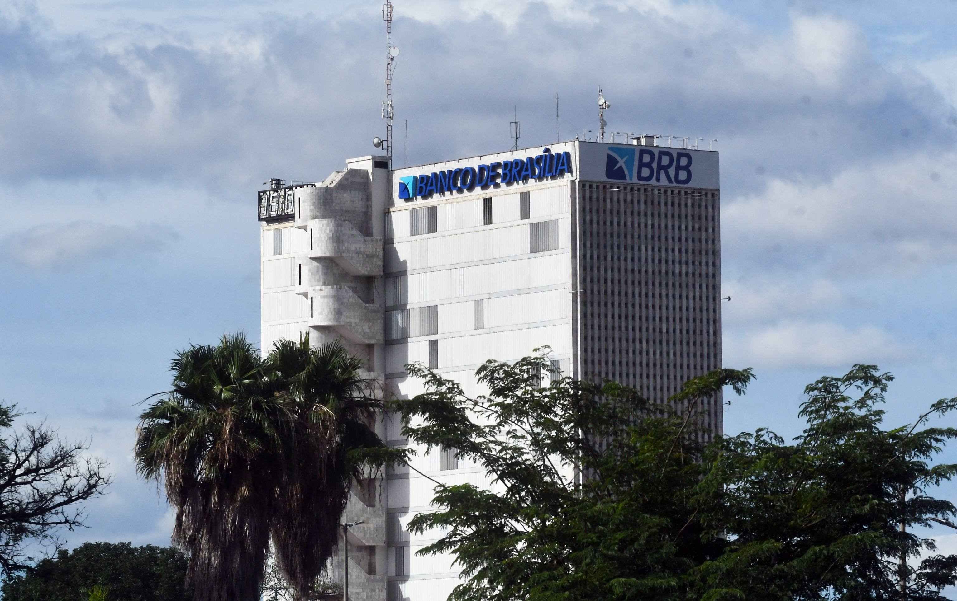 PCDF e MPDFT cumprem mandados de busca e apreensão contra suspeitos de fraudar BRB
