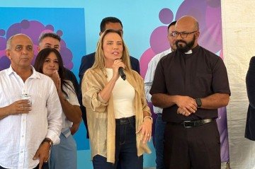 Celina deu a declaração durante cerimônia de assinaturas de licença ambiental e de ordens de serviço para obras de infraestrutura - (crédito: Beatriz Mascarenhas) Celina deu a declaração durante cerimônia de assinaturas de licença ambiental e de ordens de serviço para obras de infraestrutura - (crédito: Beatriz Mascarenhas)