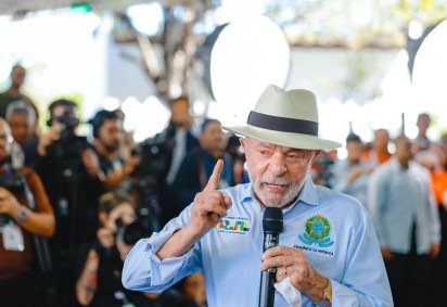 Flávio Bolsonaro defendeu designação do PCC e do CV como organizações terroristas no encontro com Trump -  (crédito: Reprodução/Instagram/@flaviobolsonaro) -Flávio Bolsonaro defendeu designação do PCC e do CV como organizações terroristas no encontro com Trump -  (crédito: Reprodução/Instagram/@flaviobolsonaro)