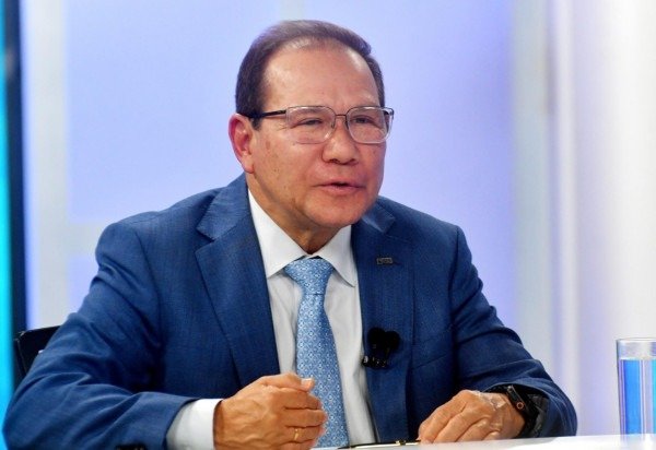 Ed Alves/C.B/D.A Press