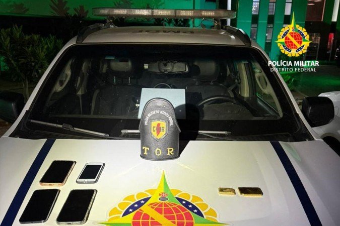 Pesando 600 gramas, o valor relacionado aos dois minérios pode chegar até meio milhão - (crédito: Polícia Militar do Distrito Federal/Divulgação) Pesando 600 gramas, o valor relacionado aos dois minérios pode chegar até meio milhão - (crédito: Polícia Militar do Distrito Federal/Divulgação)
