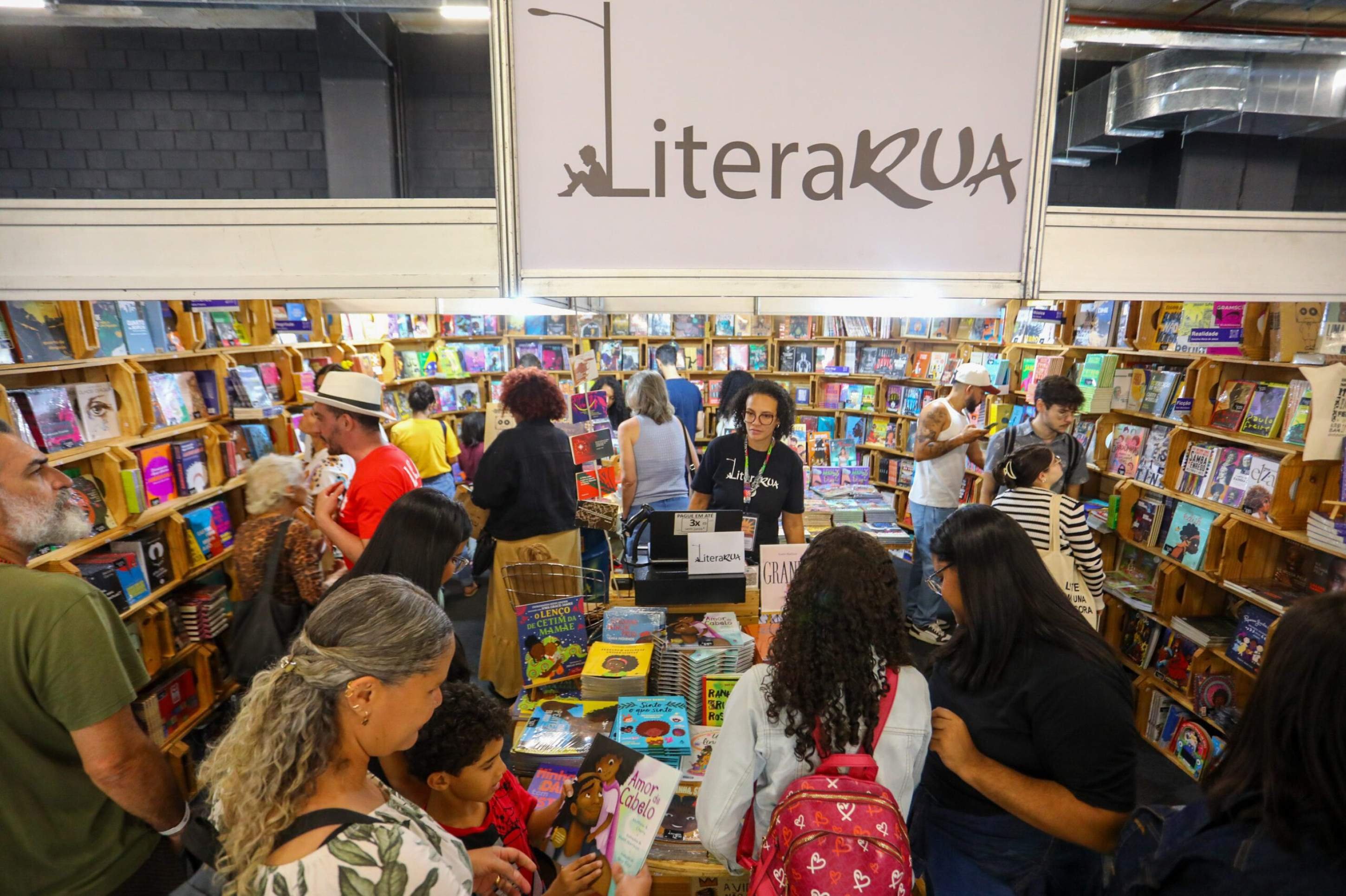 FliMinas 2026 em Belo Horizonte: o maior festival literário de Minas Gerais chega ao Expominas